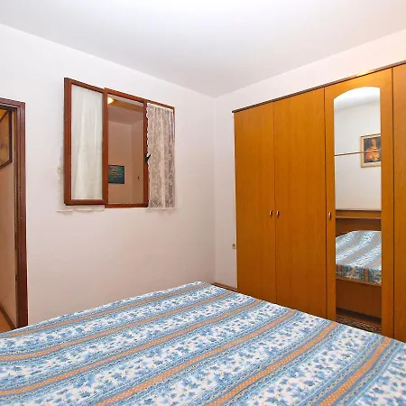 Διαμέρισμα Mara 1323 *